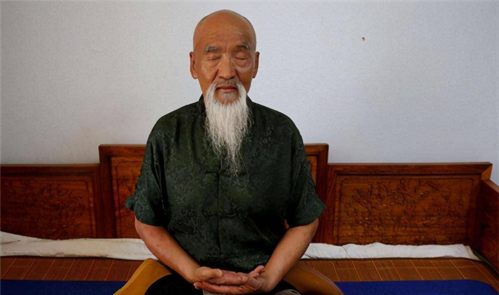 李忠_社会_李连贵