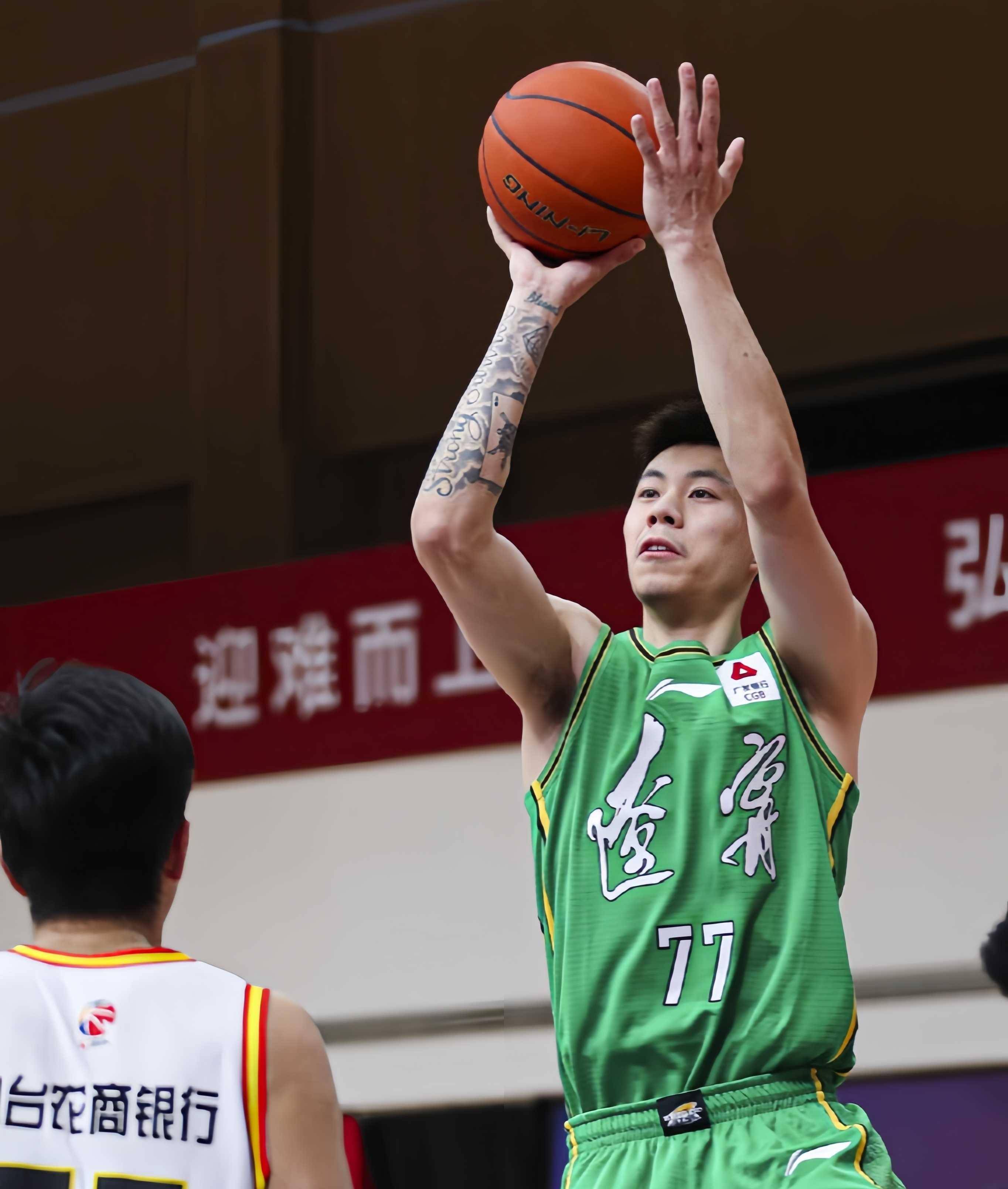 广州队的新秀焦泊乔未雨绸缪,一鸣惊人,已经很好地填补了李炎哲离去的