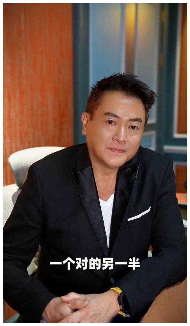 张利华前魏骏杰夫人颜值逆袭成为名媛生活光彩夺目