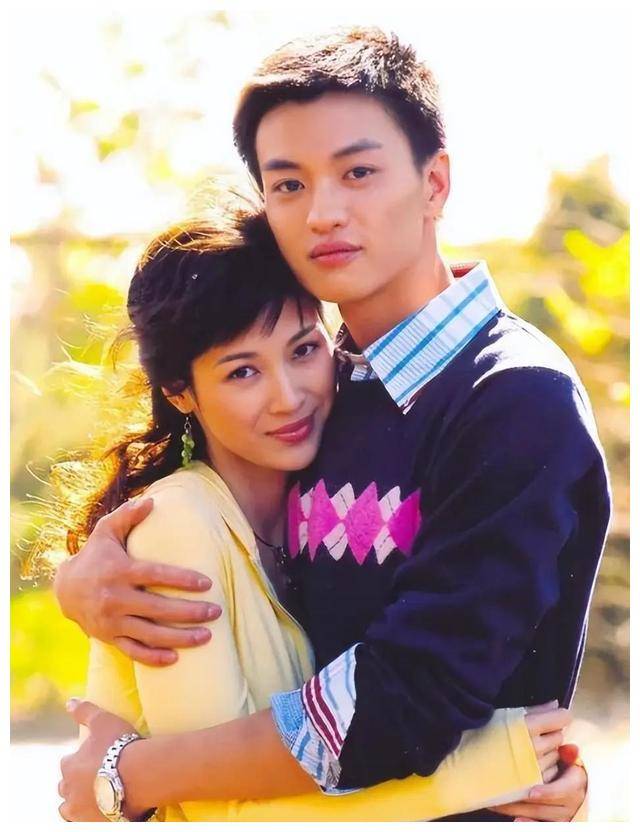 童蕾_周一围_周旭辉