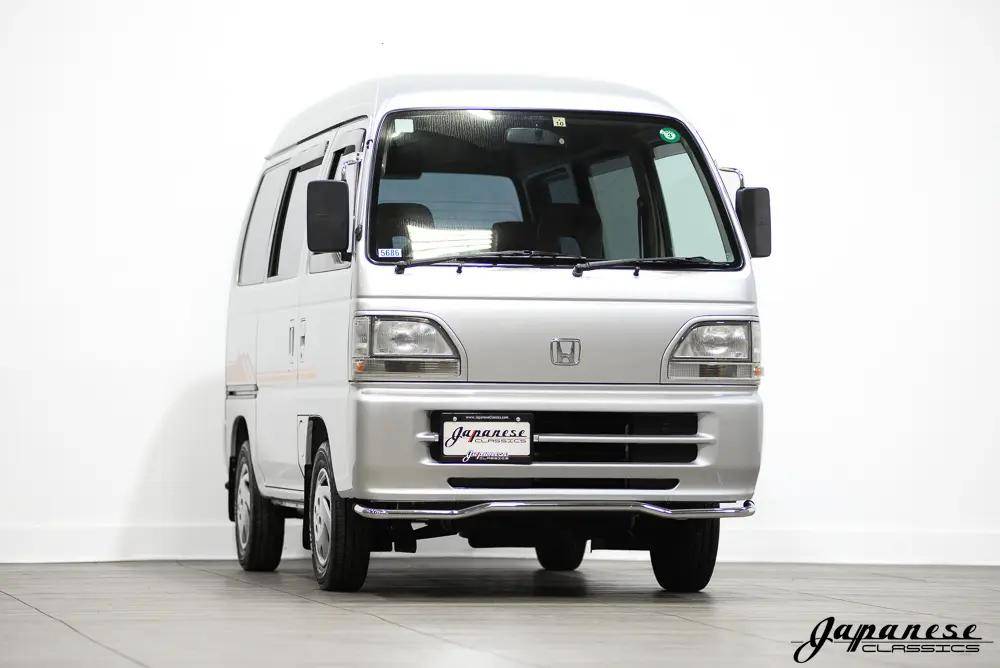 日本的新款"kei-car"面包车并不在北美市场售卖,如果自己进口新车其