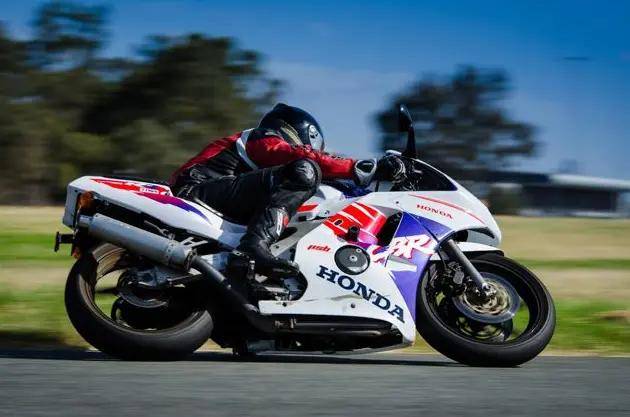 情迷cbr!那些"追风少年"心中的经典车型你还记得吗?_搜狐汽车_搜狐网