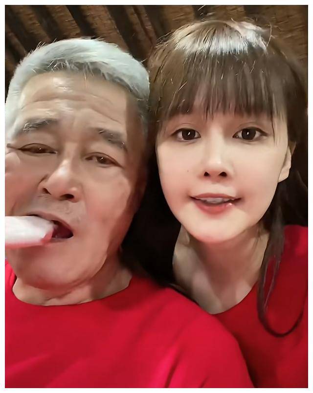 原创赵本山外孙正面照曝光球球笑称基因完美没遗传鞋拔子脸