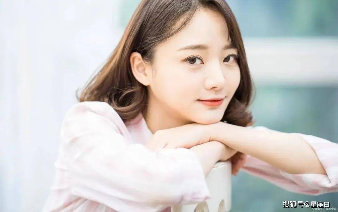 和女人相处,多说这些玩笑话,她会对你更上心!_美貌_生活_好感