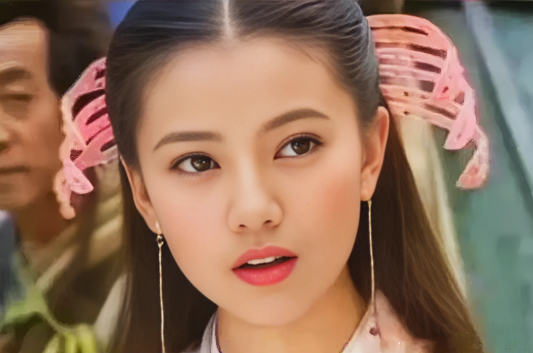 金庸笔下最可耻的女主,被小人夺走贞洁却沉醉其中,甘