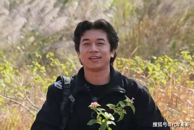 原创当红时却消失的10位歌手有人离世有人出家有人被骗千万