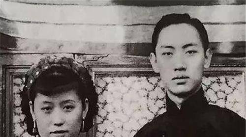 之一,旦角张派的创始人,除了他在艺术上的成就,他一生中的3段感情也
