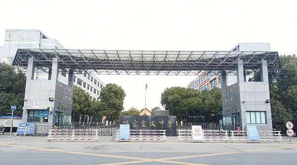 首页昆山建滔青庭售楼处电话陆家建滔青庭详情户型小区环境最新消息