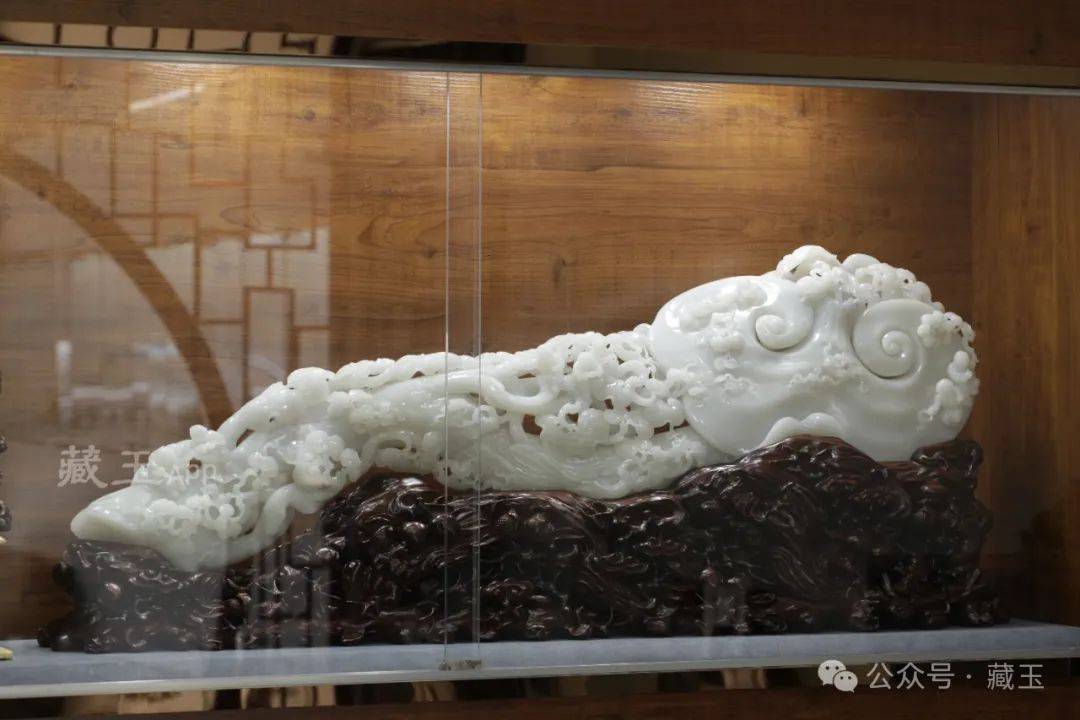 几十万买来的年糕料羊脂玉竟然是