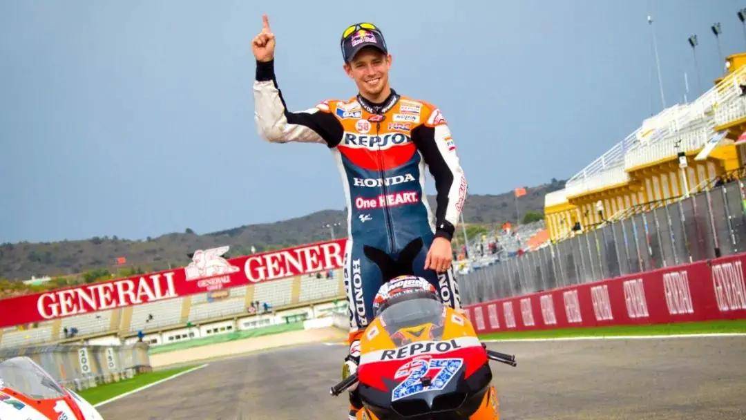 honda gp冠军车手·斯通纳篇:个性飞扬的天才车手……_比赛_赛季_胜利