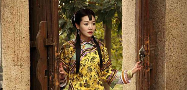 她是张嘉译的"御用媳妇",4次合作仍不温不火,却被张国立带火_维维_剧