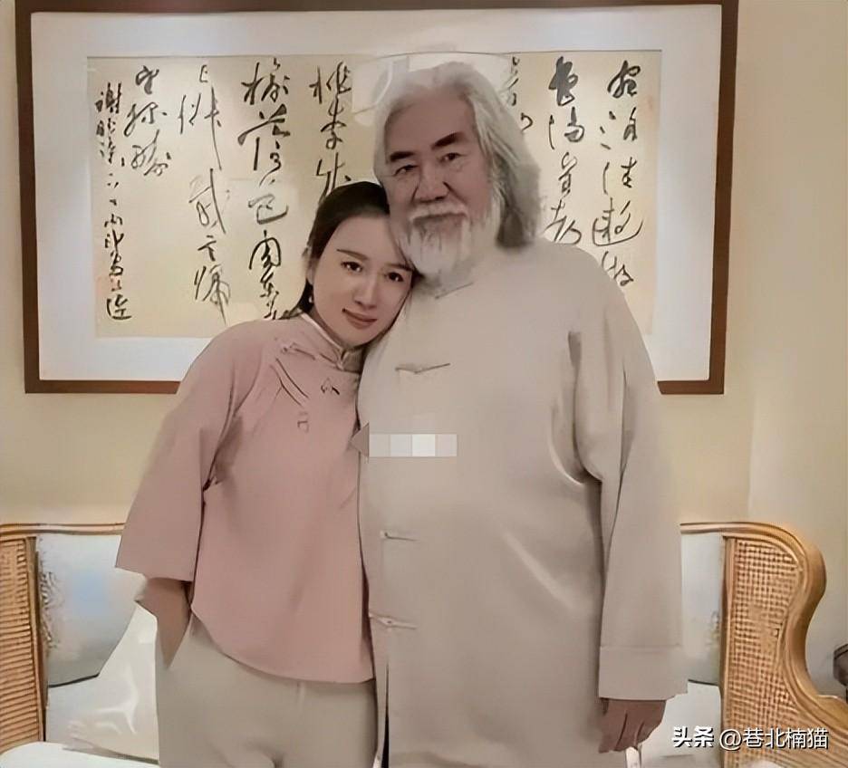 72岁张纪中再当爹,妻子官宣怀3胎,网友:真是老当益壮_老哥_杜星霖