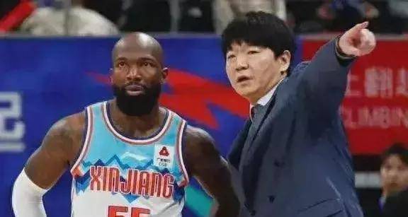 原创琼斯33分19篮板新疆战胜北控裁判宋厚禄的主场哨让人一声叹息