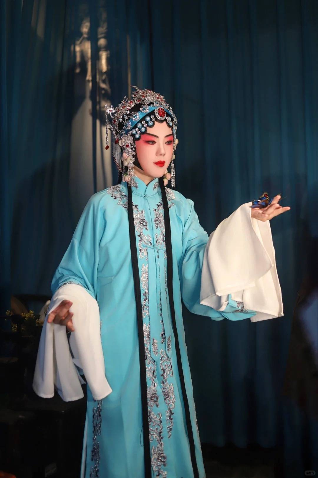 敷脂粉,眉眼吊,点朱唇——濮阳名家名段戏曲演唱会_豫剧_角色_服饰