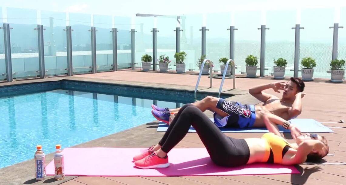 原创告别复杂掌握这几个简单动作轻松练出完美腹肌