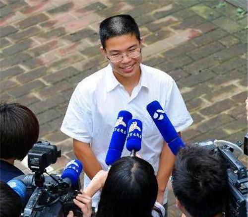 王云飞拒绝是因为之前他已经答应了东南大学的招生.