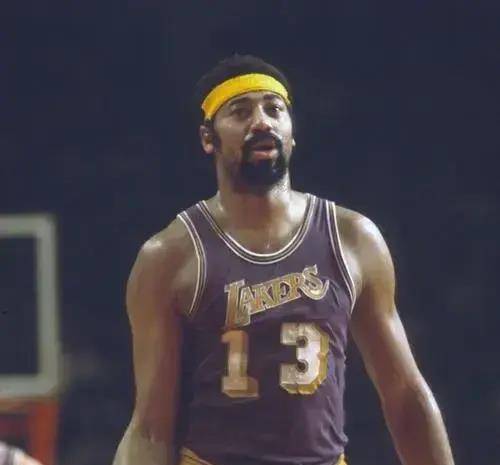 原创为nba输送球员最多的五所大学飞人乔丹篮球皇帝张伯伦母校上榜