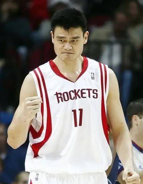 原创姚明说火箭工资没有2000万曝光真相