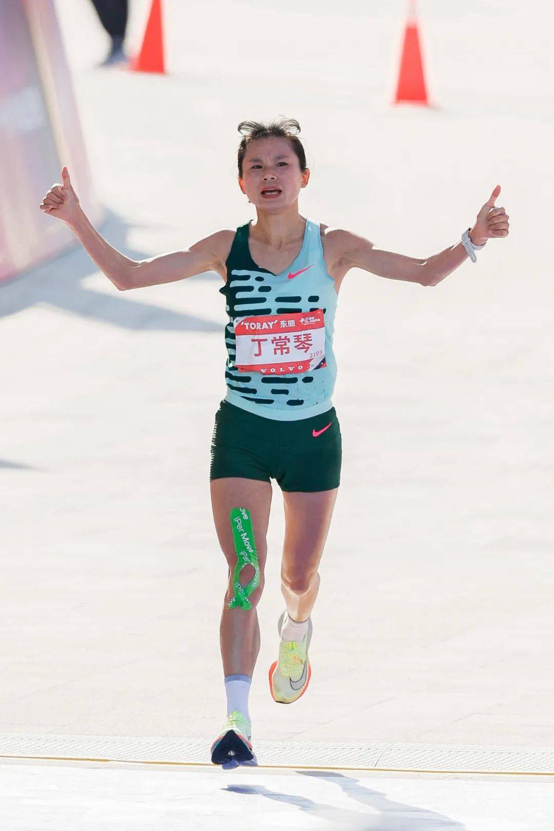 随着孩子的长大,这个难题对有2岁多女儿的焦安静来说小了很多.