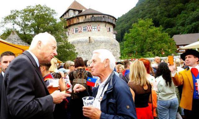 唯一700年不设军队的国家,却至今无人敢入侵,国内富得流油_安道尔