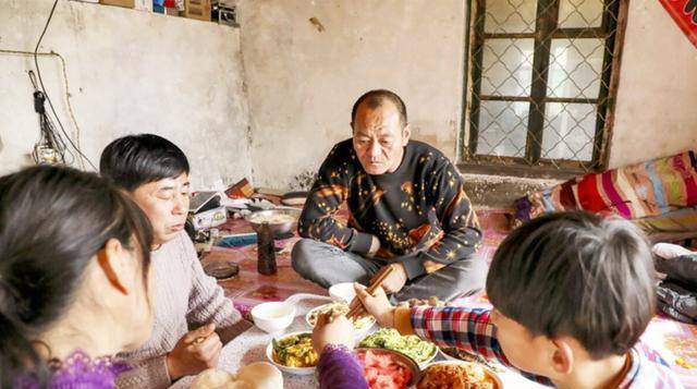 王承德跌宕起伏的一生证明这个事实,他运气好能捡到太岁,可后来的灾难