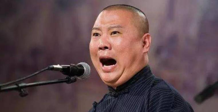 之后郭德纲应观众要求,在郭家菜馆表演时,他唱了一段《未央宫》,讲述