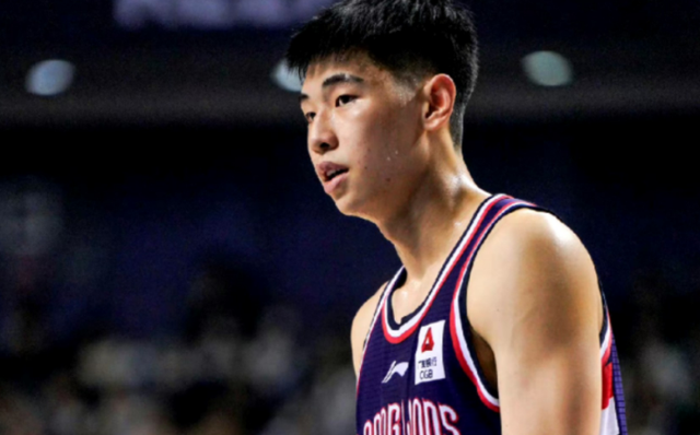 cba最惨球队被迫用后卫打中锋冠军教头被管理层坑了