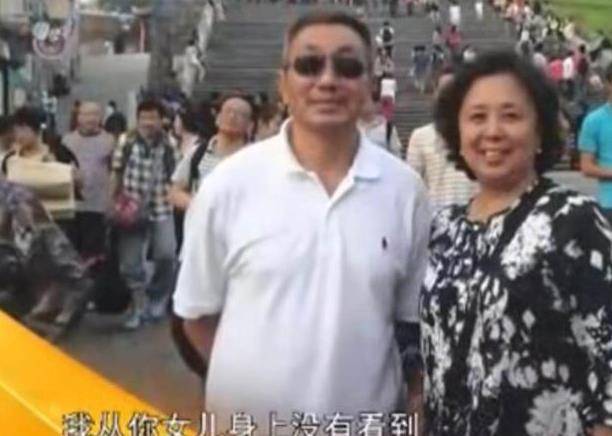 原创老戏骨杜源为何出道40年0绯闻看看他的妻子是谁就知道了