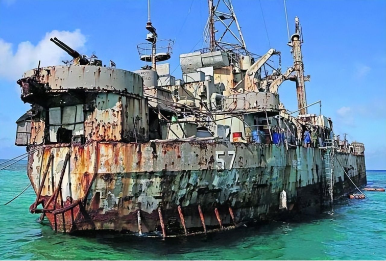 菲律宾怕了找18国签协议但解决根本问题还得拖走仁爱礁破船