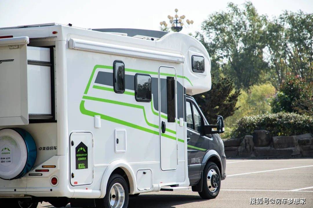 99万,配置高爆天 卓美亚双拓展房车天花板--高歌·大麦!