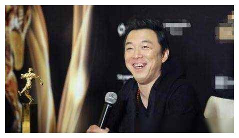 黄渤曝写歌王菲王菲莫知网友哭笑不得