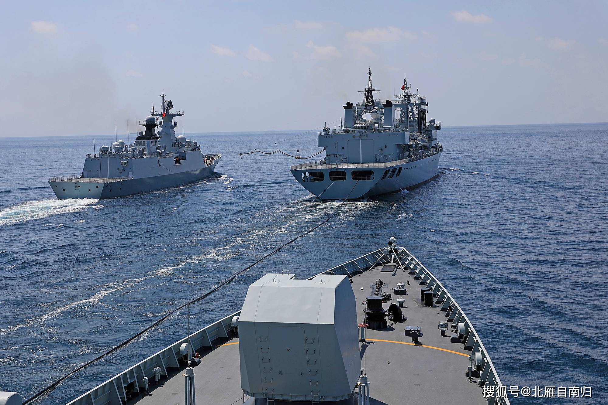 第45批护航编队只有3艘军舰,包括052d型"乌鲁木齐"号驱逐舰,054a型"