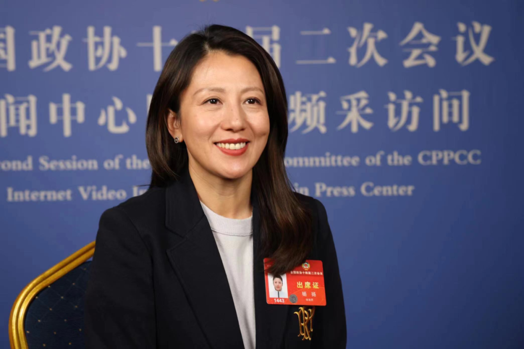 作为中国女性代表,杨扬从未停止对女性议题的关注和思考,一直致力于为