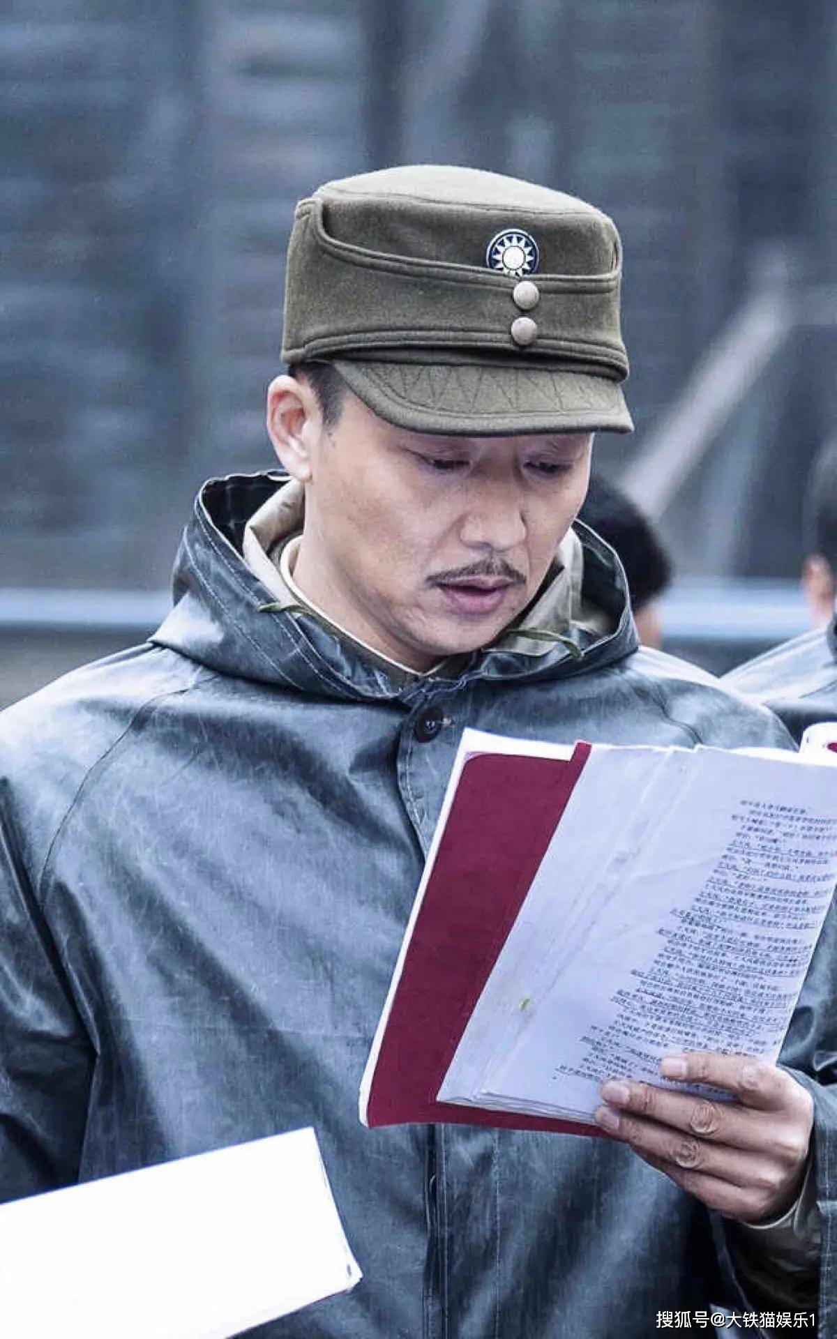 《伪装者》播出9年,8位主演的差距已拉开,真红还是假红一目了然_胡歌