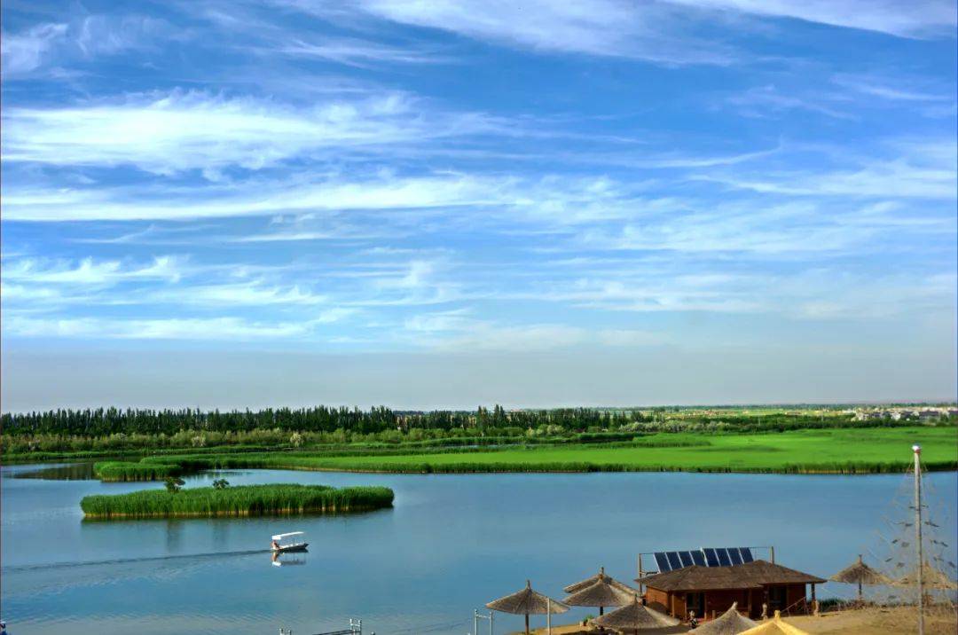 宁夏银川市鸣翠湖景区春日首航邀您共赏湖光美景