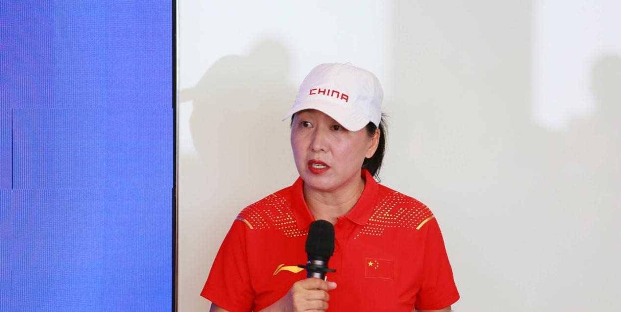 原创奥运冠军王军霞退役移居国外3个孩子3个爹如今回来现身频