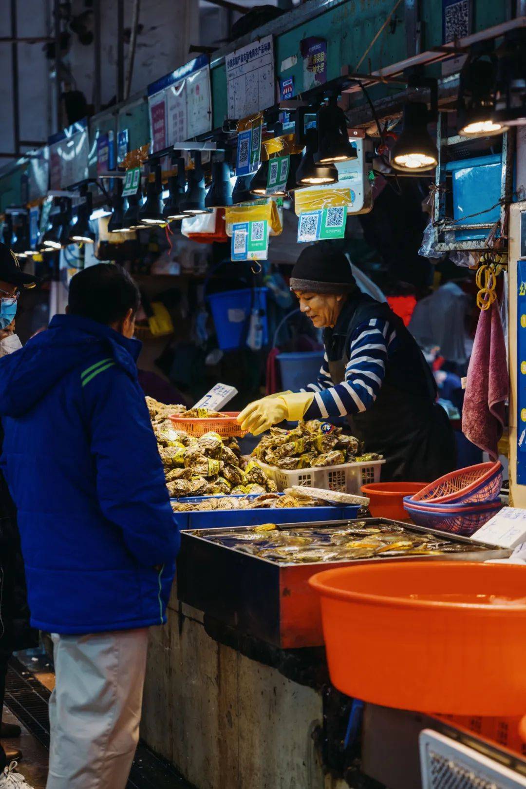 比起商场,广州人更爱逛菜市场