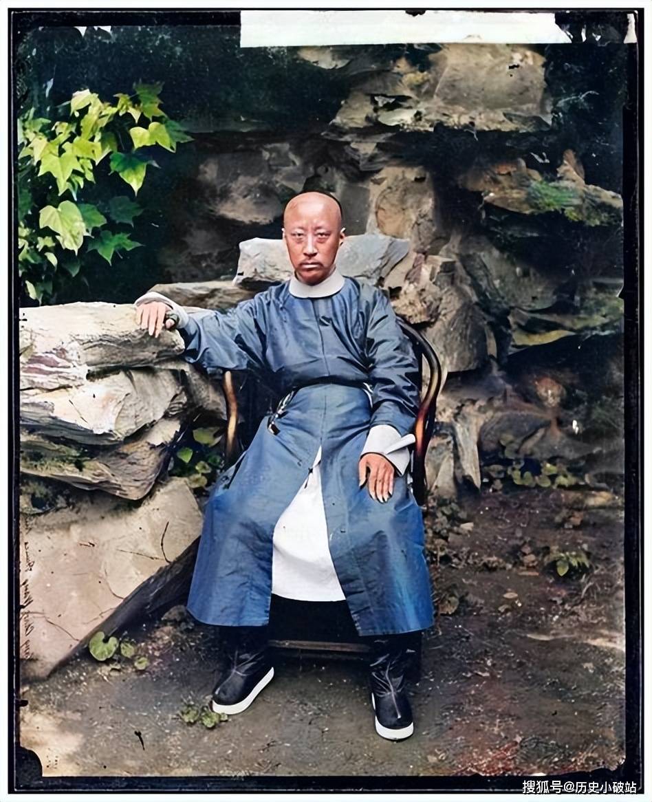 原创清末权贵老照片威严的左宗棠喜爱果香的慈禧末代皇室成员