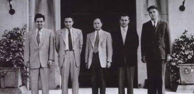 原创钱学森辞去美国高薪回国时月薪3358元这待遇究竟有多高