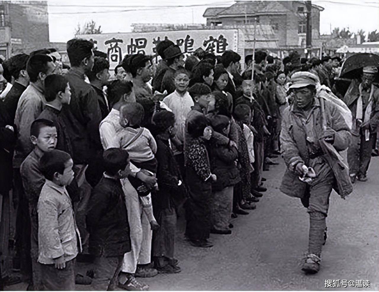 卖酒的店家对丁搏涛印象非常深刻,因为当时店里非常忙没有时间顾到他