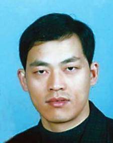 湖北潜江持枪抢劫运钞车案件回顾孤僻悍匪被警方当场击毙