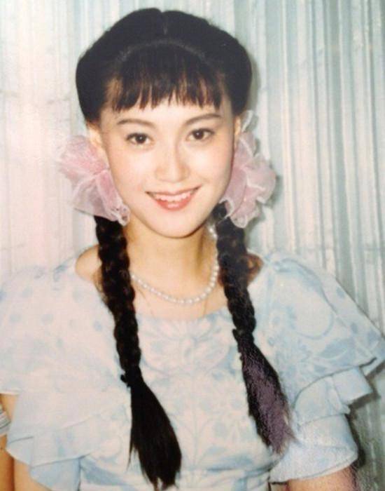 绝情女人宋佳丈夫身患重病她分手弃夫远走泪水里有苦衷