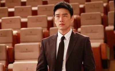 16岁误进娱乐圈,27岁和妻子相伴19年,如今49非霸总不演_王耀庆_爷爷