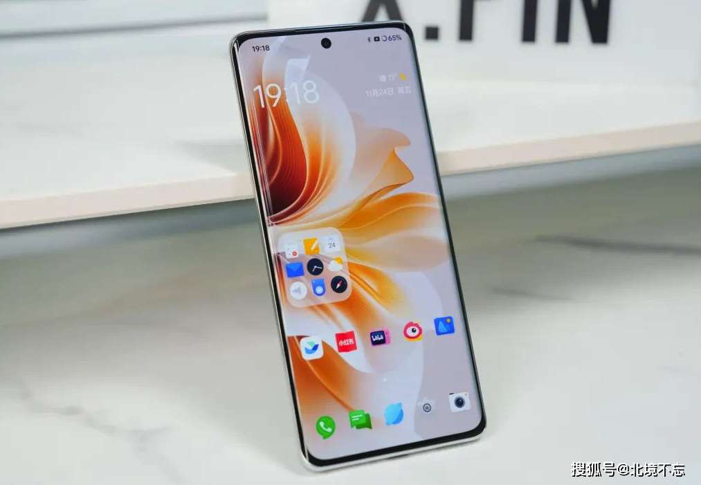 5000万单反级人像三摄手机售价创新低,降至1889元,顶配24g 512g_oppo