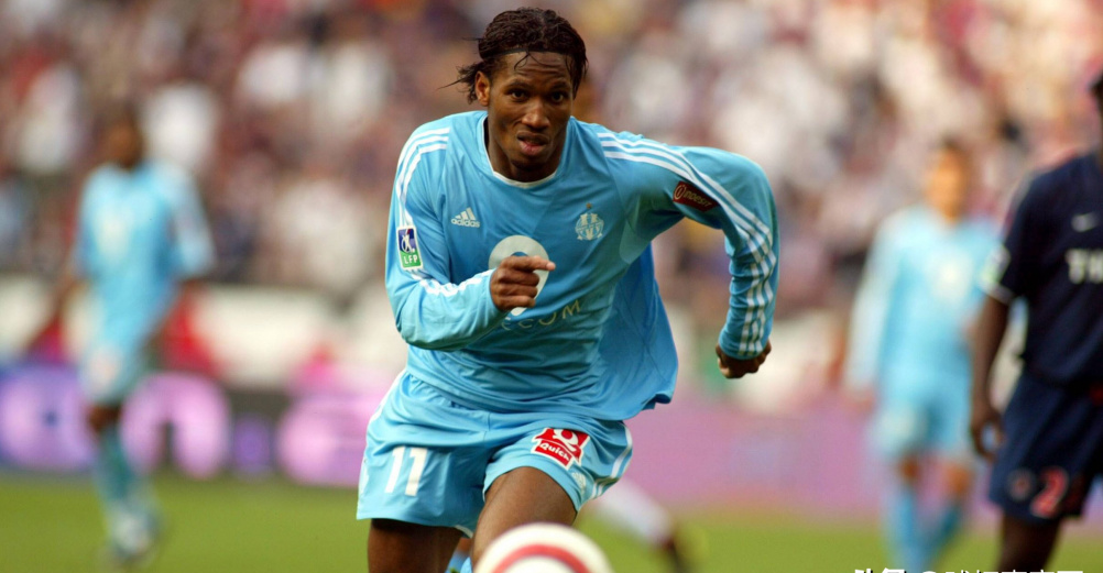 原创钢铁意志铸就传奇德罗巴逆境崛起之路一