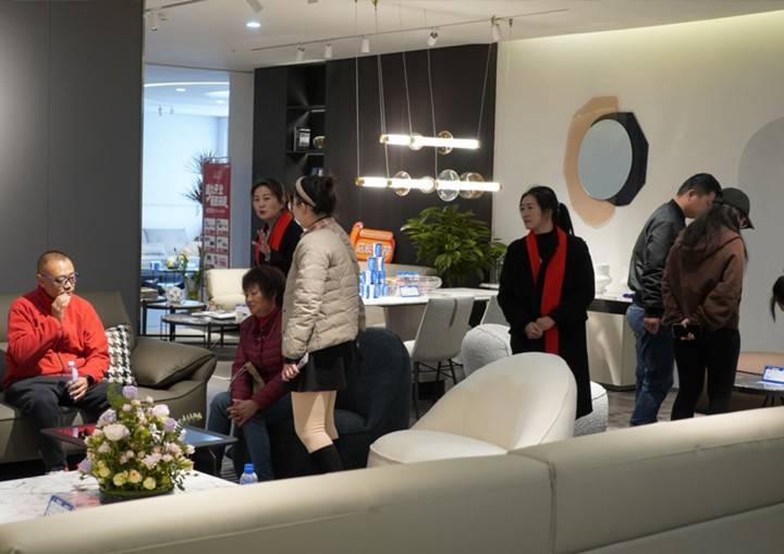 热烈祝贺百众家居舒庭悦昆明得胜旗舰店盛大开业!_家具_品牌_同行