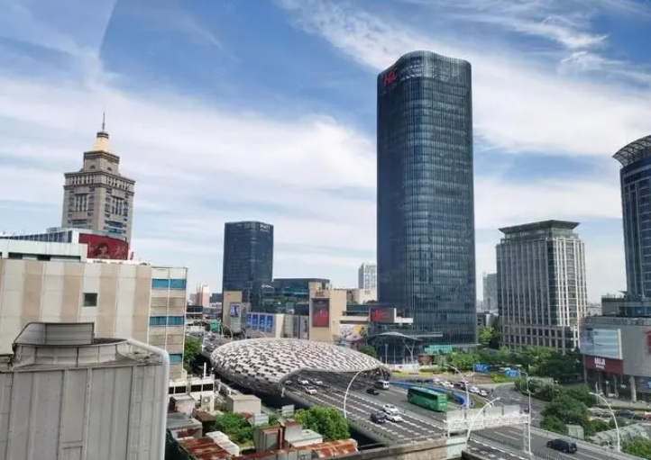 上海藏峰售楼处电话→藏峰售楼中心首页网站→楼盘百科详情→24小时