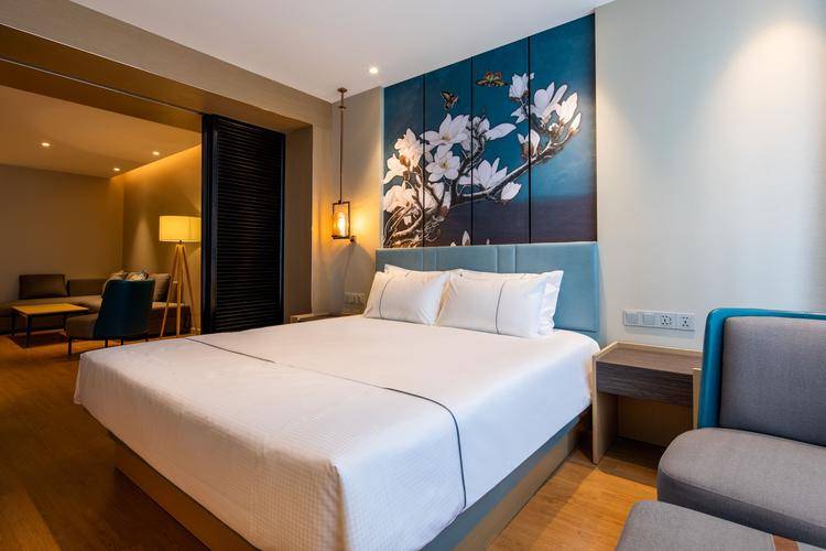 白玉兰酒店好看的皮囊千篇一律有趣的灵魂万里挑一