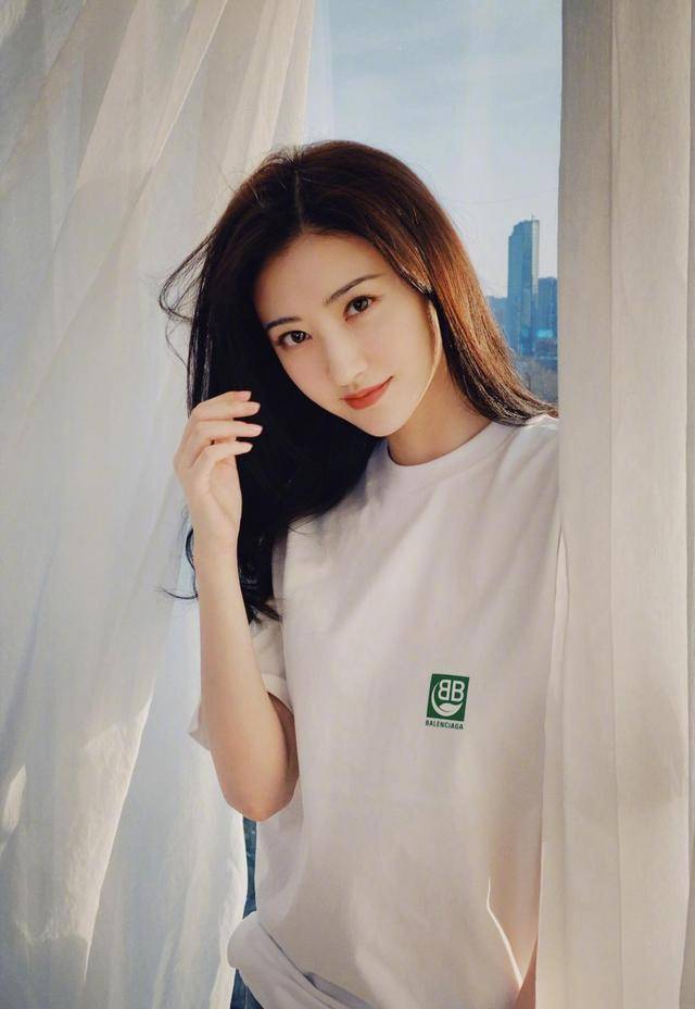 原创高颜值女生才有的4个特征中一个就很幸运看你占了几个