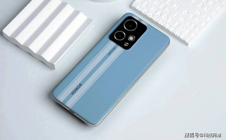 荣耀开启"降价模式",发布仅三个月突降2248元起,最高24gb 1tb_华为